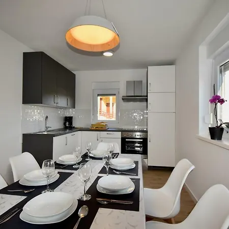 Mira ゲストハウス