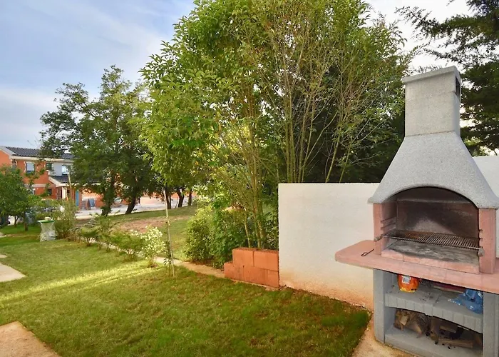 Mira Guest house Pula